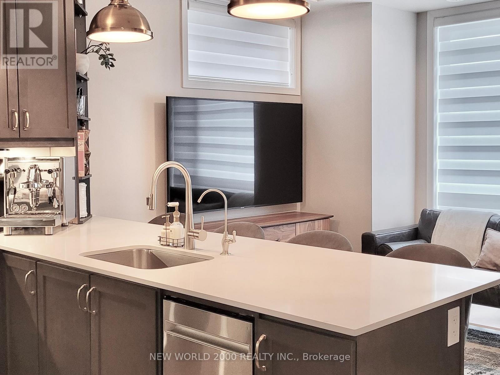 123 - 32 Fieldway Road, Toronto, Ontario  M8Z 0E3 - Photo 4 - W13751196