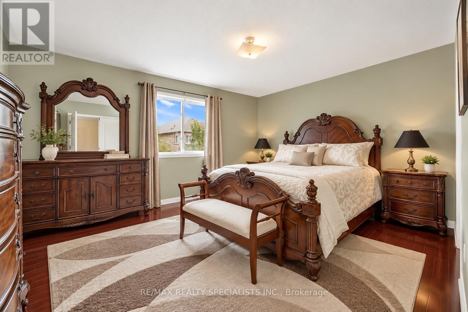 6 Topiary Lane, Brampton, Ontario  L7A 2K6 - Photo 7 - W13751204