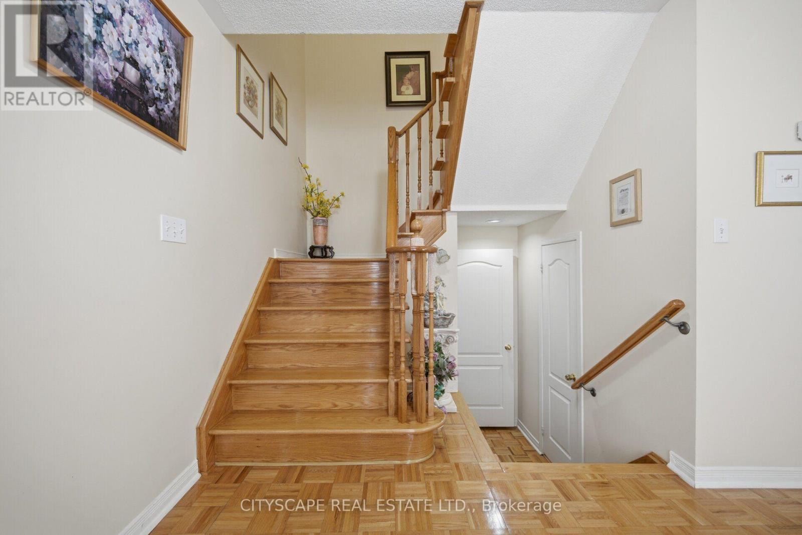 221 Richvale Drive S, Brampton, Ontario  L6Z 4W2 - Photo 23 - W13751210