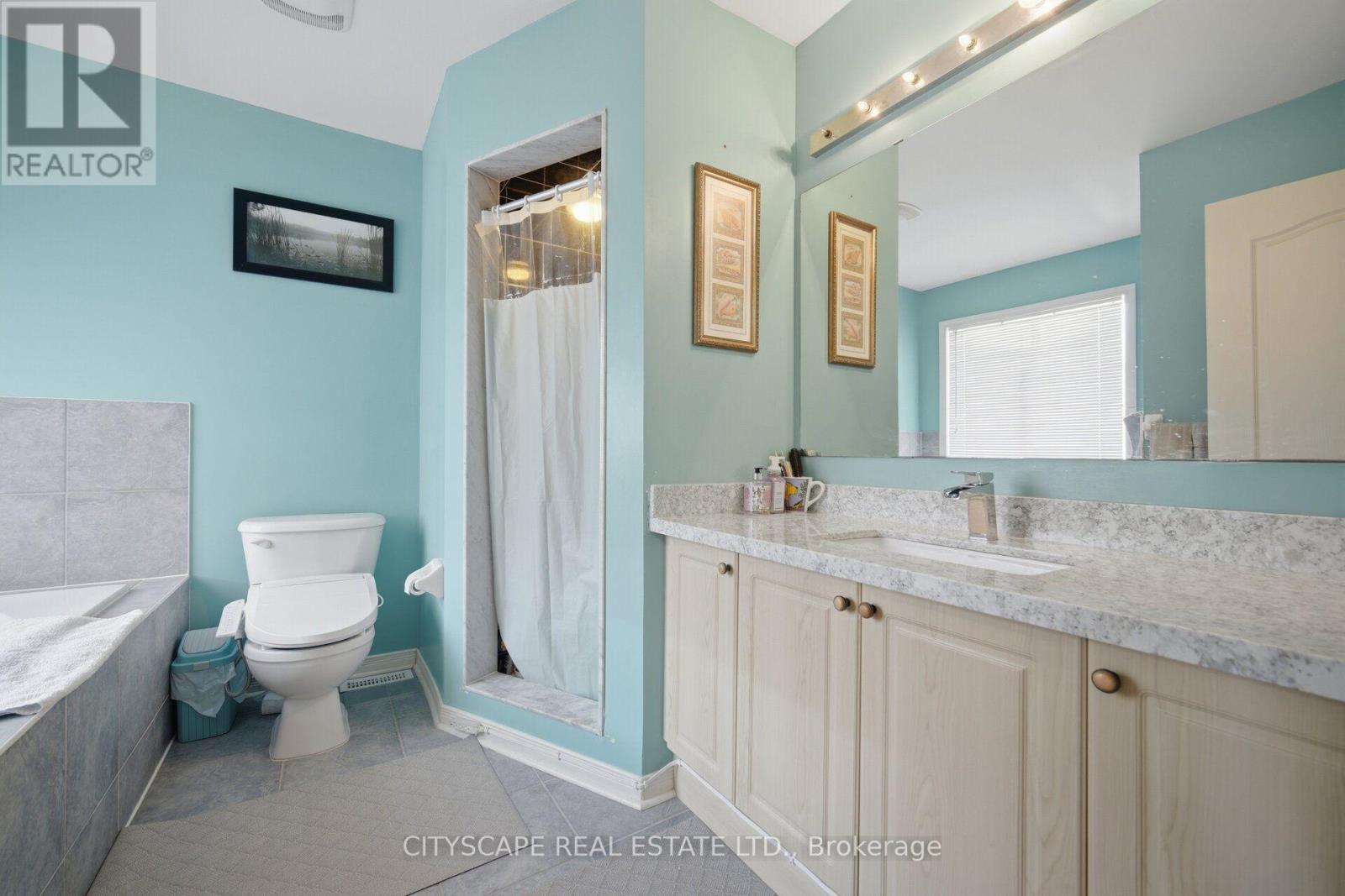 221 Richvale Drive S, Brampton, Ontario  L6Z 4W2 - Photo 29 - W13751210