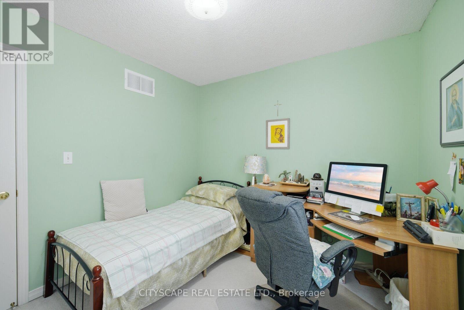 221 Richvale Drive S, Brampton, Ontario  L6Z 4W2 - Photo 35 - W13751210