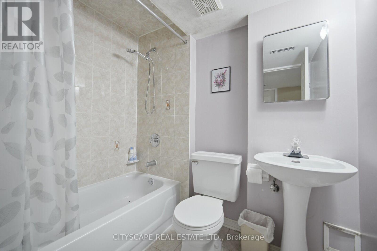 221 Richvale Drive S, Brampton, Ontario  L6Z 4W2 - Photo 45 - W13751210
