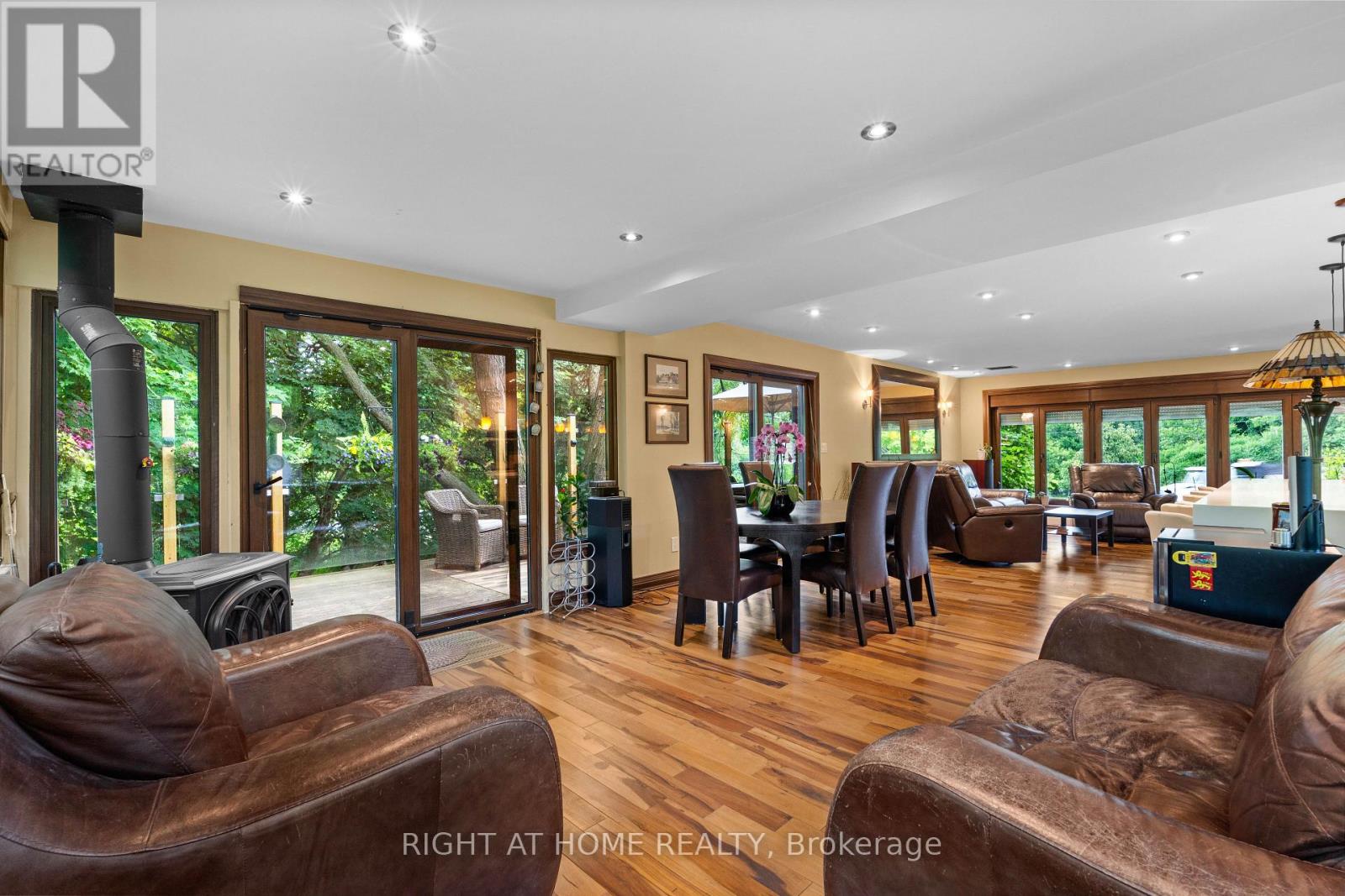 Upper - 1101 Brimley Road, Toronto, Ontario  M1P 3E8 - Photo 12 - E13751226