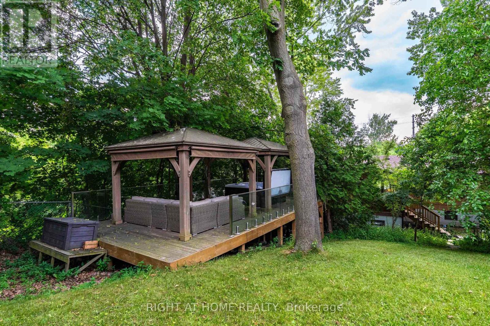 Upper - 1101 Brimley Road, Toronto, Ontario  M1P 3E8 - Photo 31 - E13751226