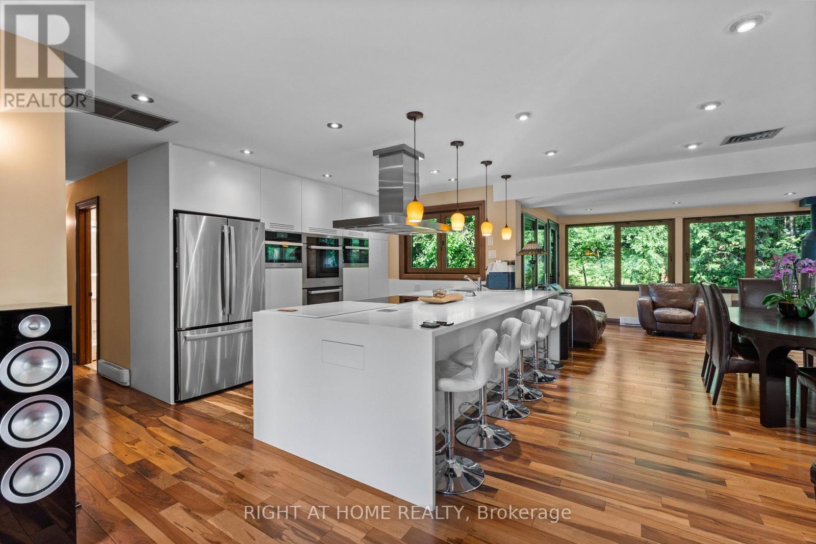 Upper - 1101 Brimley Road, Toronto, Ontario  M1P 3E8 - Photo 6 - E13751226