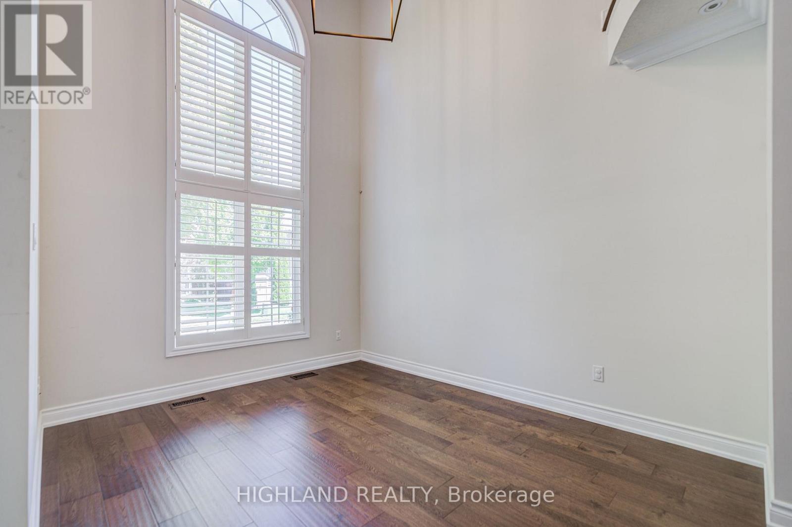 39 Shadetree Crescent, Vaughan, Ontario  L4H 1Y3 - Photo 6 - N13751214