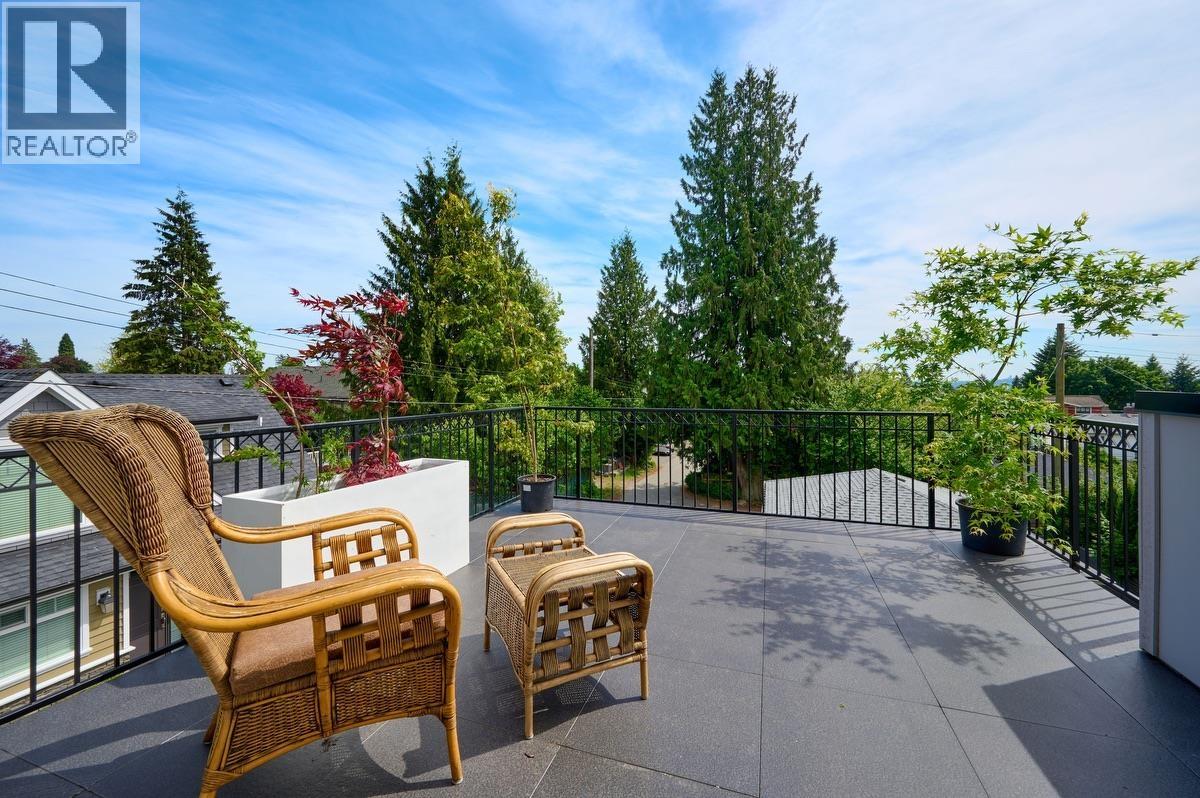 449 E 15th Street, North Vancouver, British Columbia  V7L 2R9 - Photo 26 - R3162021