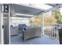 Upper 9890 LYNDHURST STREET, Burnaby, British Columbia