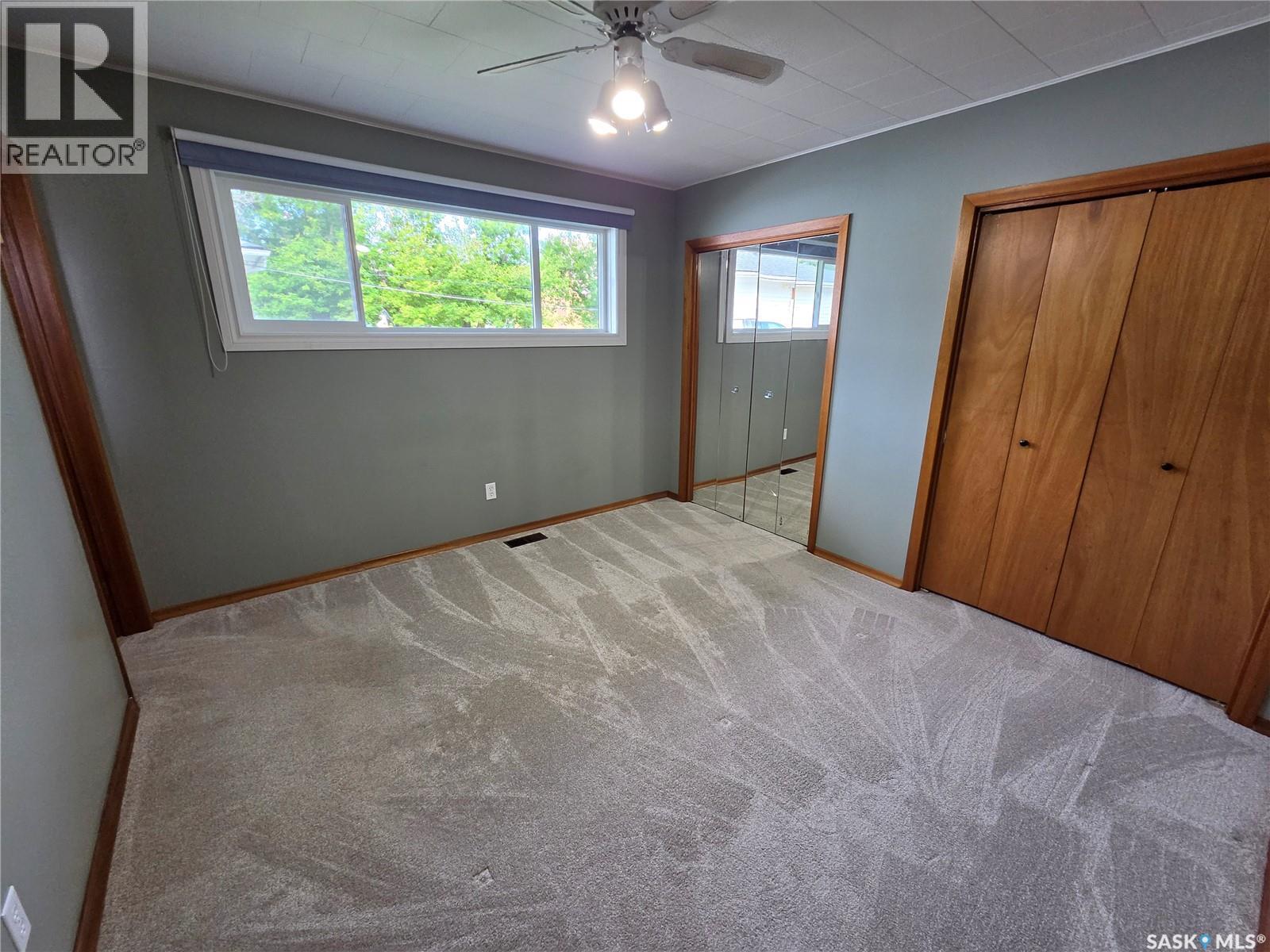304 Second Avenue E, Lampman, Saskatchewan  S0C 1N0 - Photo 21 - SK030695