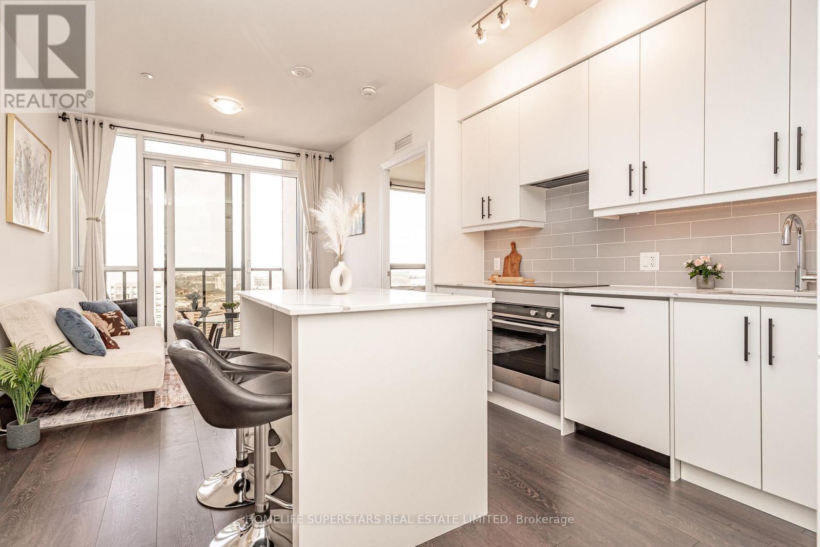 3911 - 30 Elm Drive W, Mississauga, Ontario  L5B 0N6 - Photo 6 - W13751236