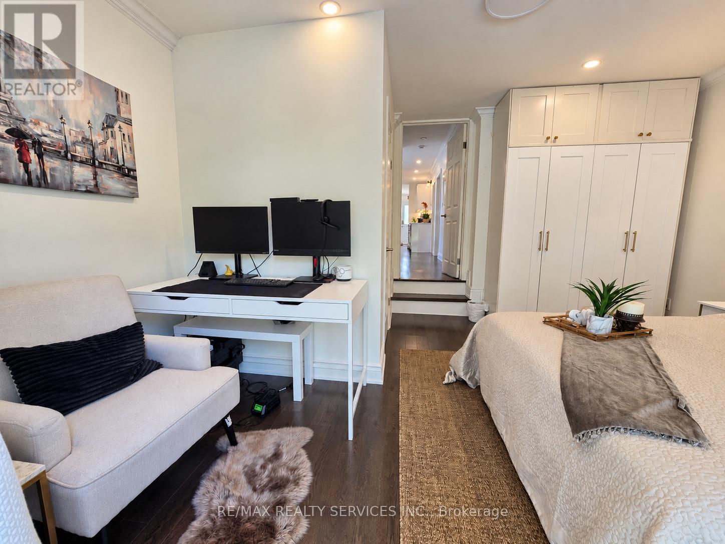 21 Mcintosh Avenue, Toronto, Ontario  M8Y 3E1 - Photo 13 - W13751244
