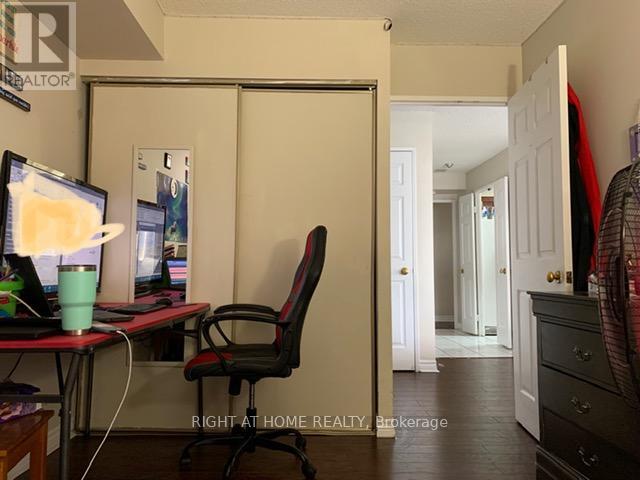 811 - 50 Kingsbridge Garden Circle, Mississauga, Ontario  L5R 1Y2 - Photo 12 - W13751254