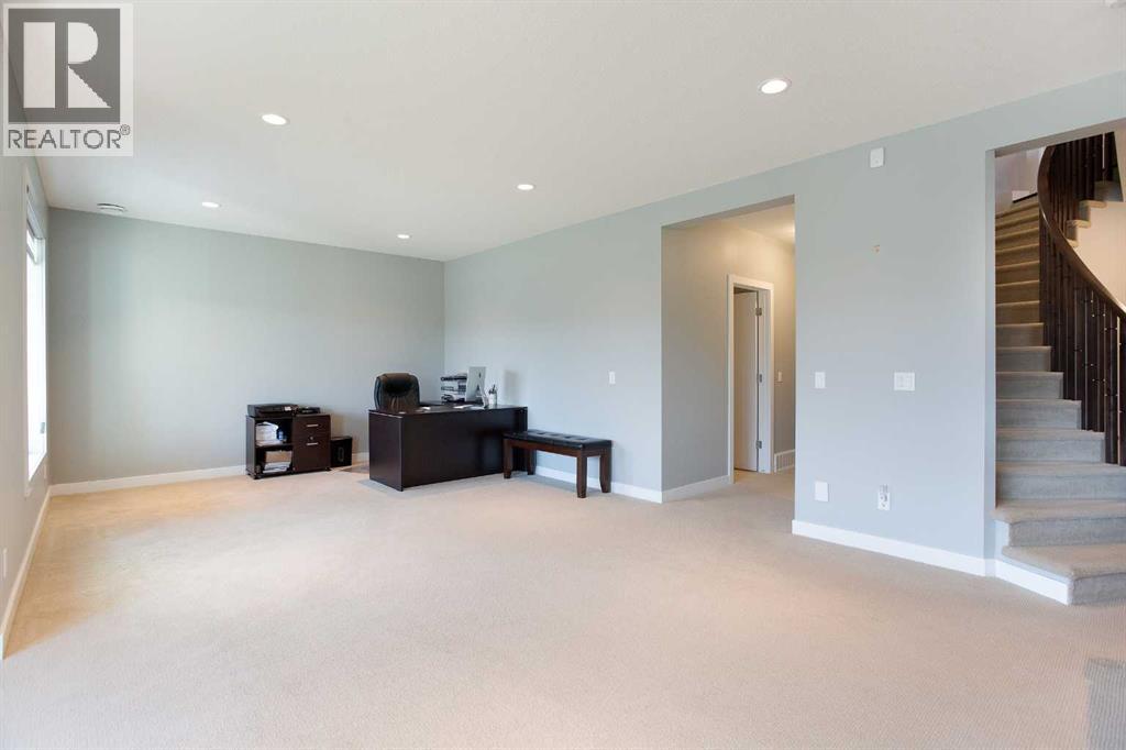 136 Rainbow Falls Glen, Chestermere, Alberta  T1X 0S5 - Photo 27 - A2338569