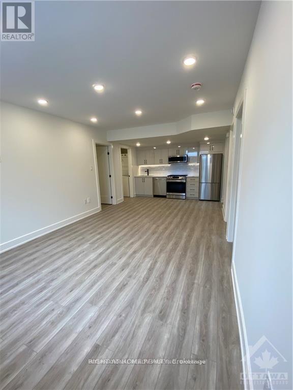 B - 79 Boyce Avenue, Ottawa, Ontario  K2B 6J1 - Photo 6 - X13751248