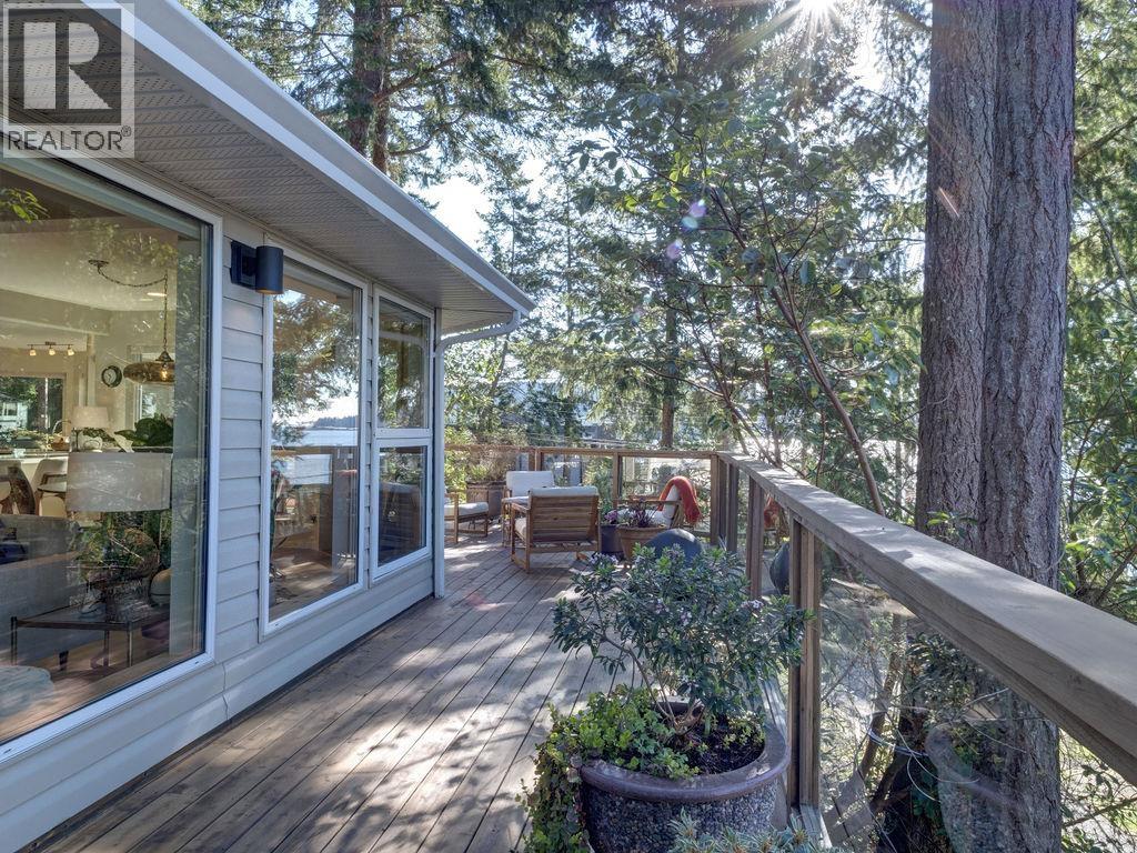 9291 Truman Road, Halfmoon Bay, British Columbia  V7Z 1B5 - Photo 37 - R3162030