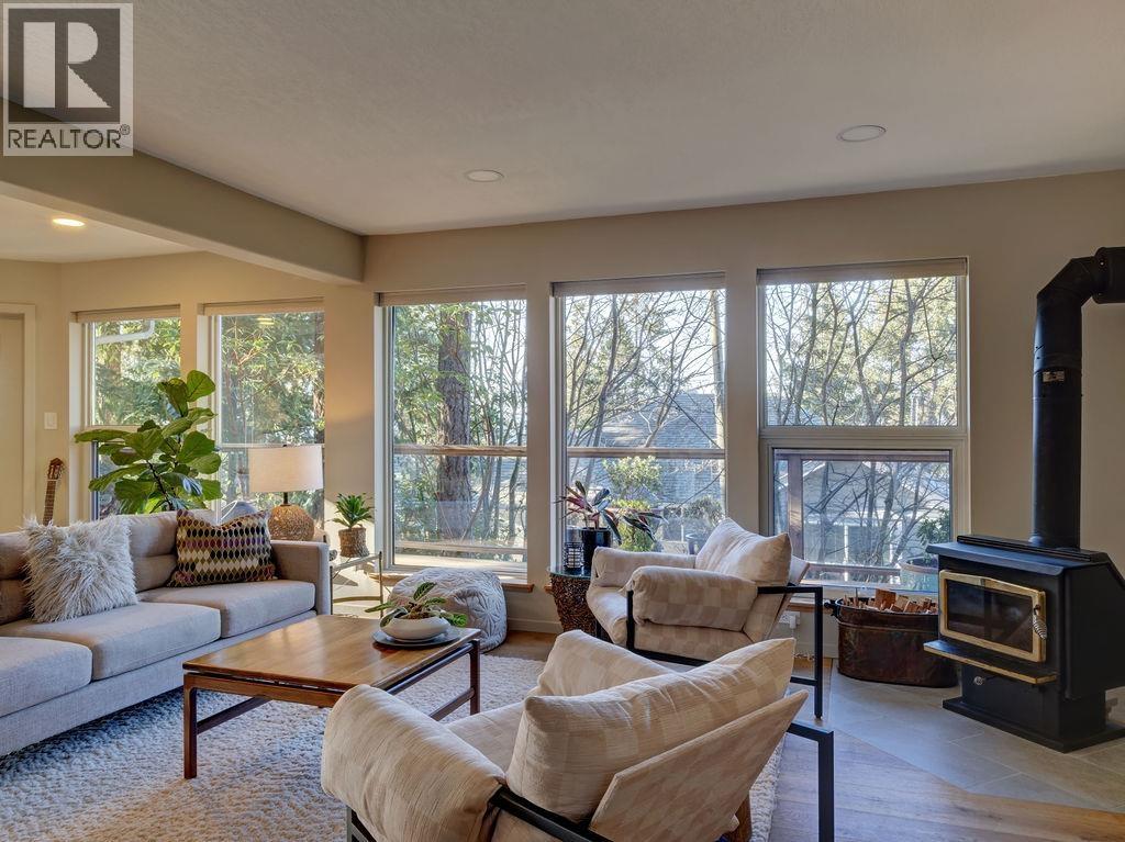 9291 Truman Road, Halfmoon Bay, British Columbia  V7Z 1B5 - Photo 6 - R3162030