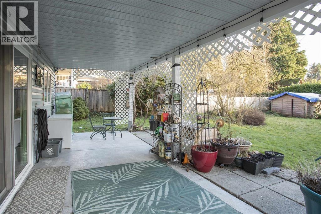 Main-9890 Lyndhurst Street, Burnaby, British Columbia  V3J 1G1 - Photo 2 - R3162026
