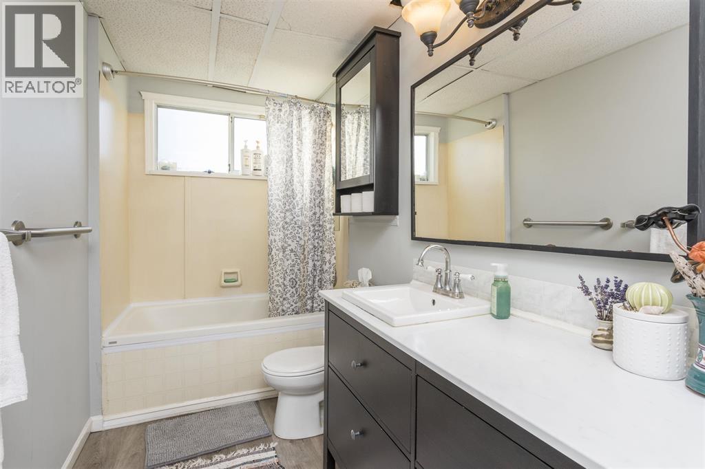 Main-9890 Lyndhurst Street, Burnaby, British Columbia  V3J 1G1 - Photo 8 - R3162026