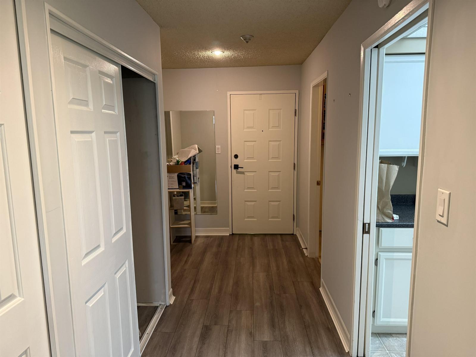 203 32098 George Ferguson Wa Way, Abbotsford, British Columbia  V2T 2K6 - Photo 5 - R3161423
