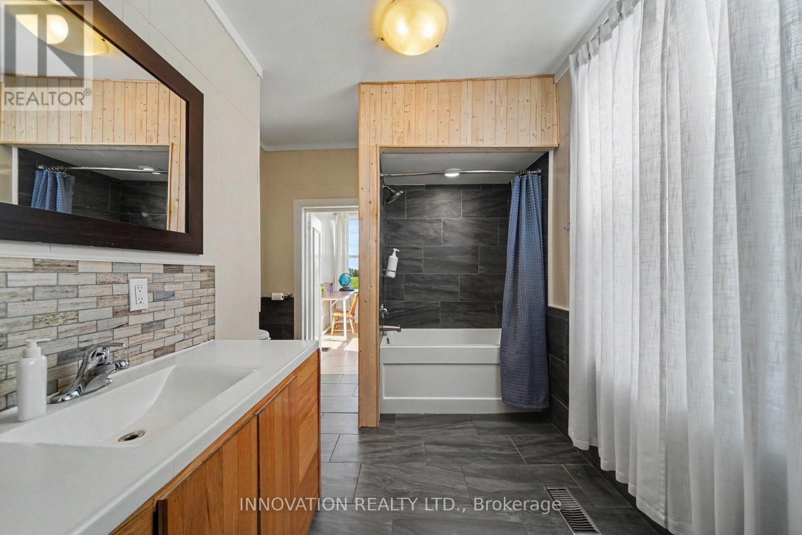 649 Upper Dwyer Hill Road, Ottawa, Ontario  K0A 1A0 - Photo 12 - X13751324