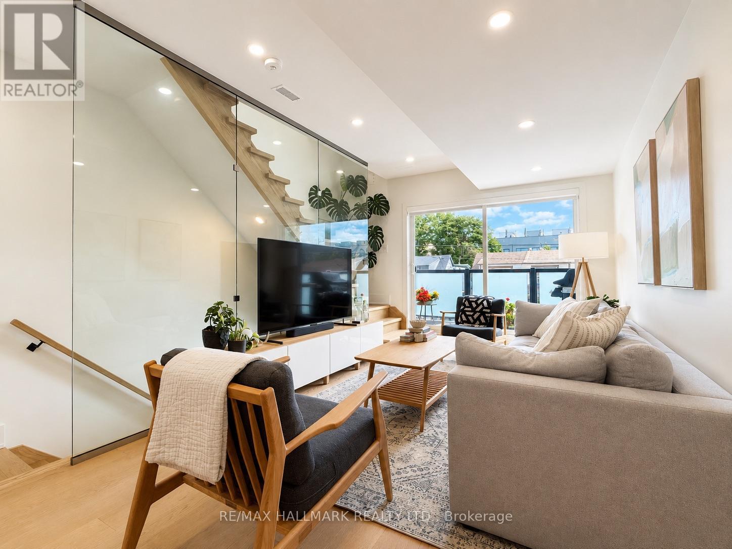 UNIT F - 72 JONES AVENUE, Toronto, Ontario