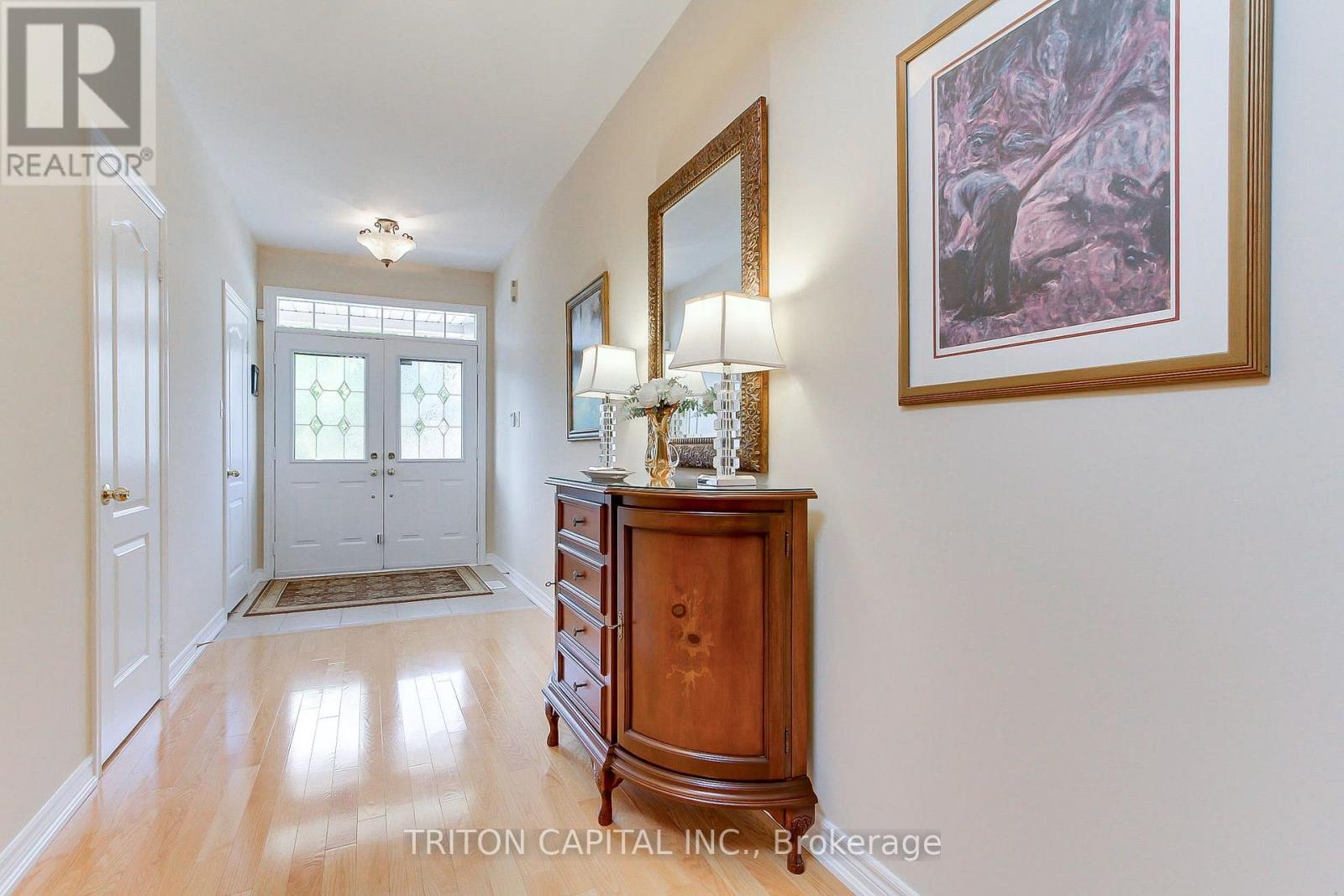 96 Timber Valley Avenue, Richmond Hill, Ontario  L4E 4Z9 - Photo 4 - N13751308
