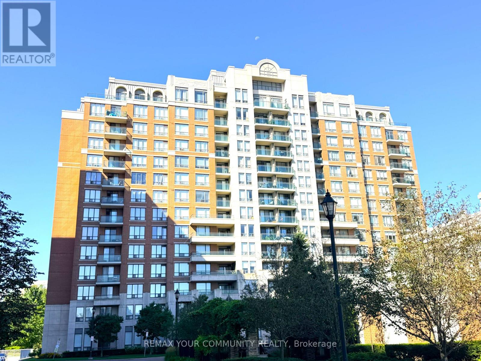 311 - 330 RED MAPLE ROAD, Richmond Hill, Ontario