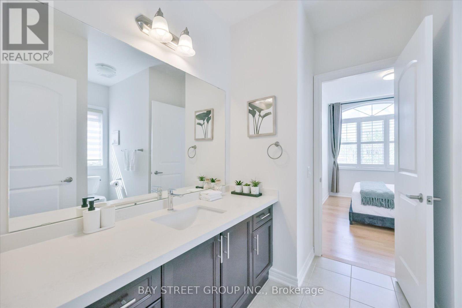 62 Roth Street, Aurora, Ontario  L4G 0W7 - Photo 30 - N13751342