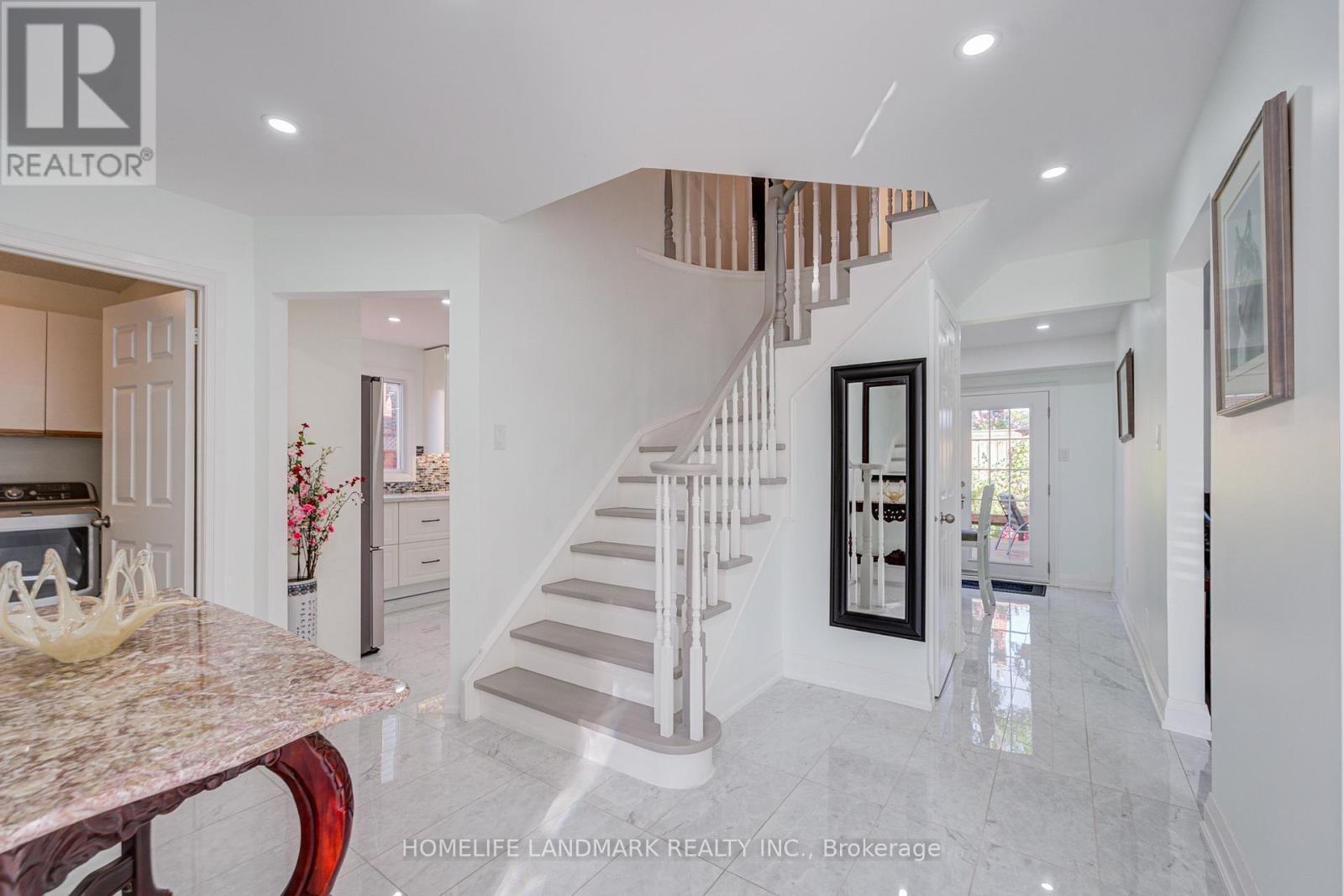 3191 Renton Road, Burlington, Ontario  L7M 2W8 - Photo 7 - W13751302