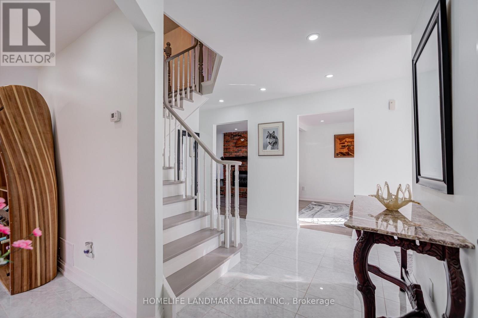3191 Renton Road, Burlington, Ontario  L7M 2W8 - Photo 9 - W13751302