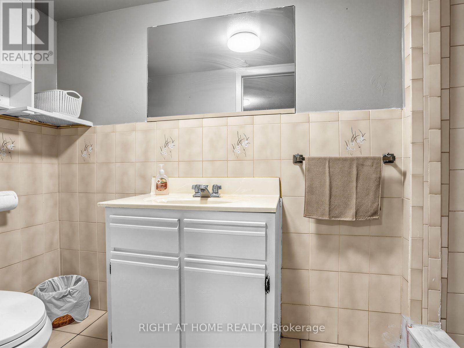 102 Judson Street, Toronto, Ontario  M8Z 1B1 - Photo 35 - W13751314
