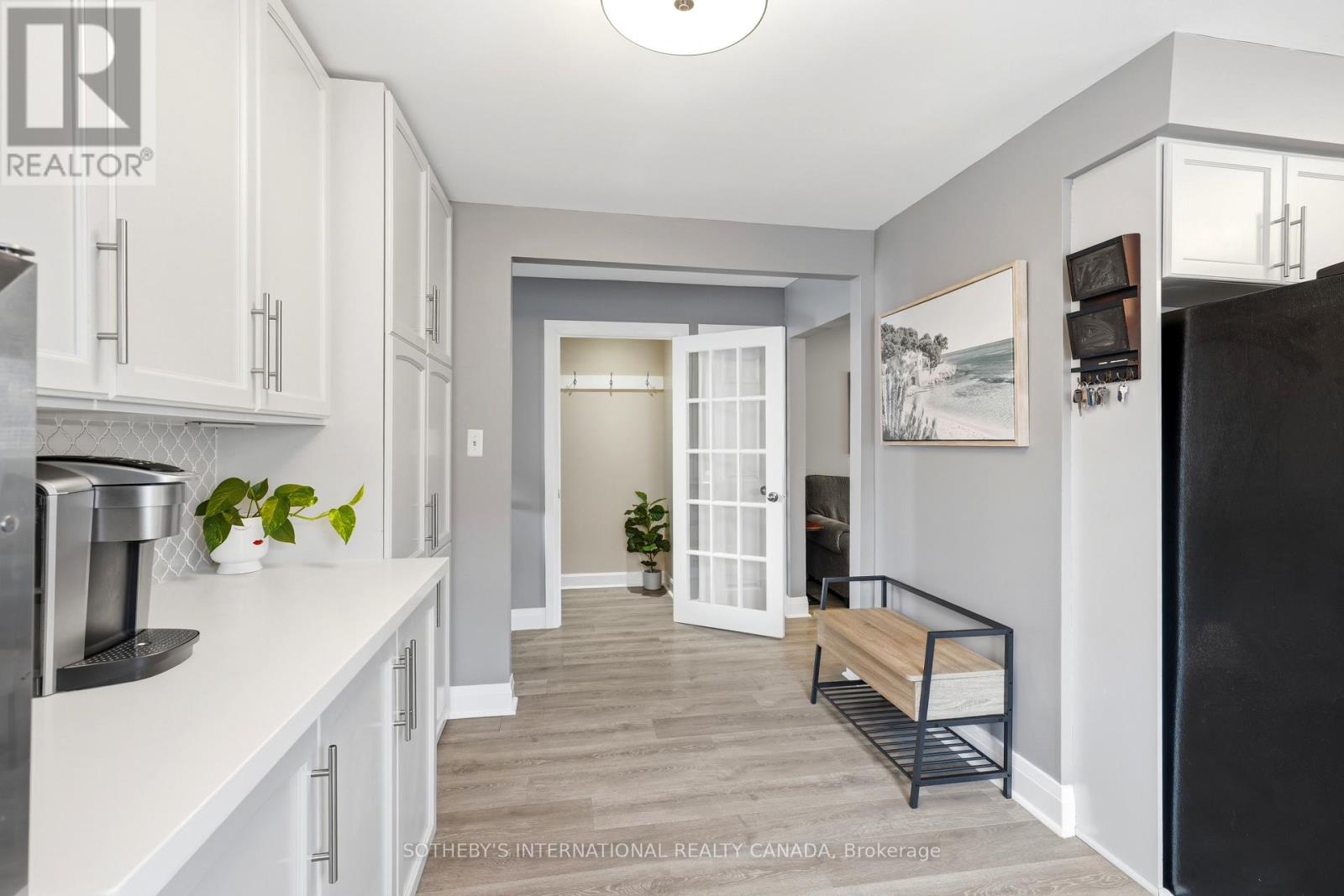 2429 Whaley Whaley Drive, Mississauga, Ontario  L5B 2B3 - Photo 15 - W13751332