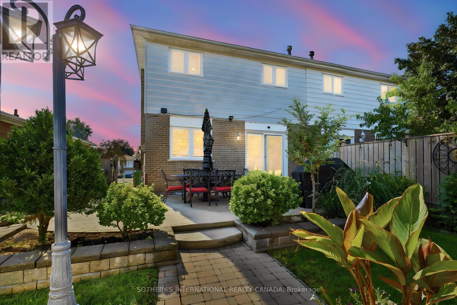 2429 Whaley Whaley Drive, Mississauga, Ontario  L5B 2B3 - Photo 28 - W13751332