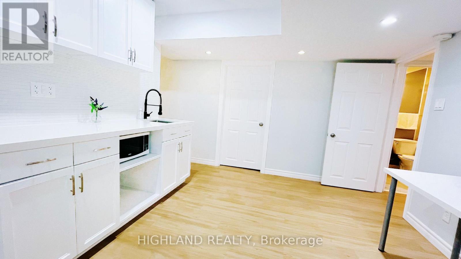 182 Foxhunt Road, Waterloo, Ontario  N2K 2S2 - Photo 24 - X13751304