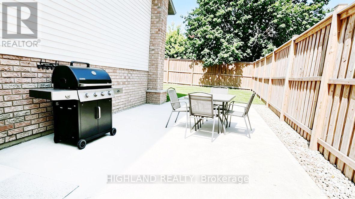 182 Foxhunt Road, Waterloo, Ontario  N2K 2S2 - Photo 28 - X13751304