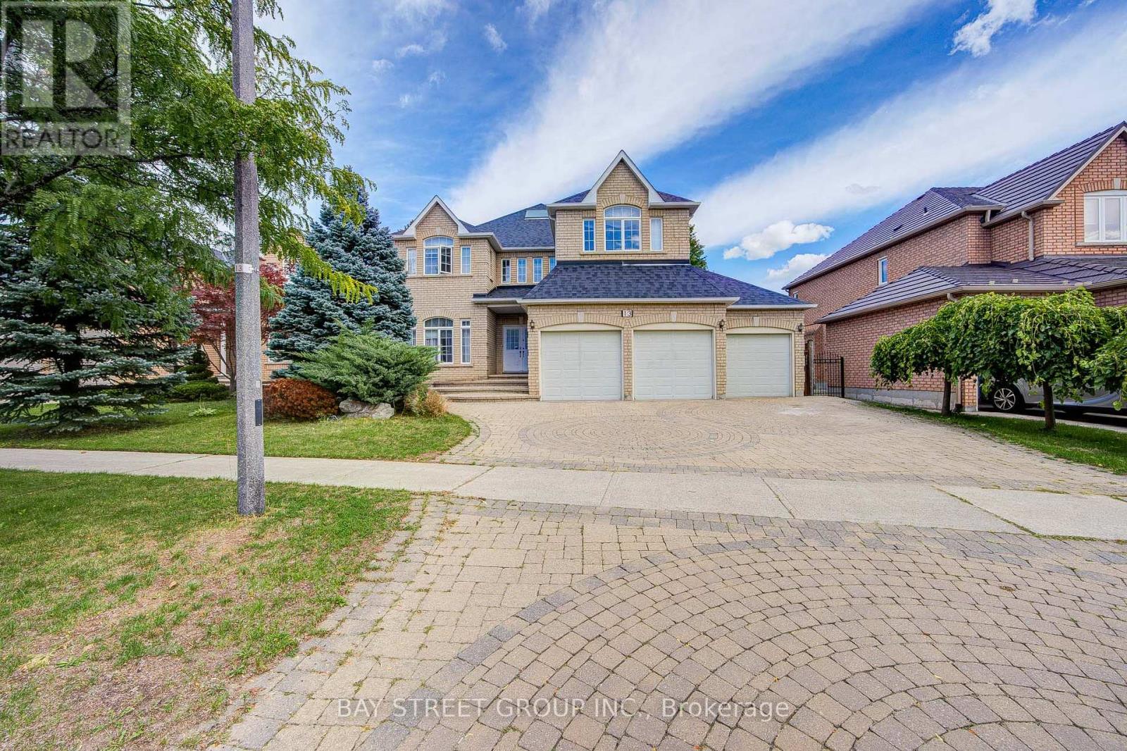 13 PEMBROOKE ROAD, Markham, Ontario