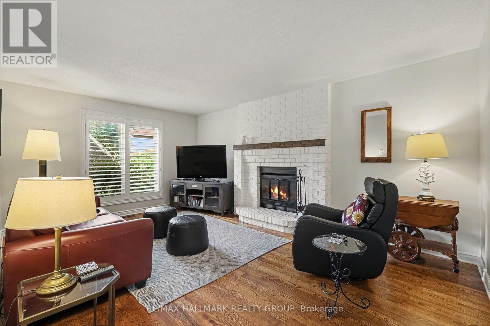 1673 Teslin Court, Ottawa, Ontario  K1C 4X1 - Photo 9 - X13751400