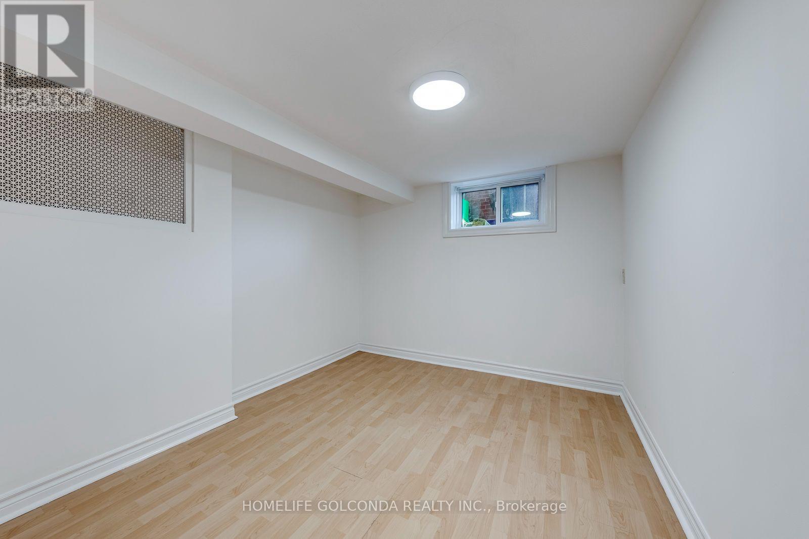 93 North Woodrow Boulevard, Toronto, Ontario  M1K 1W7 - Photo 28 - E13751392