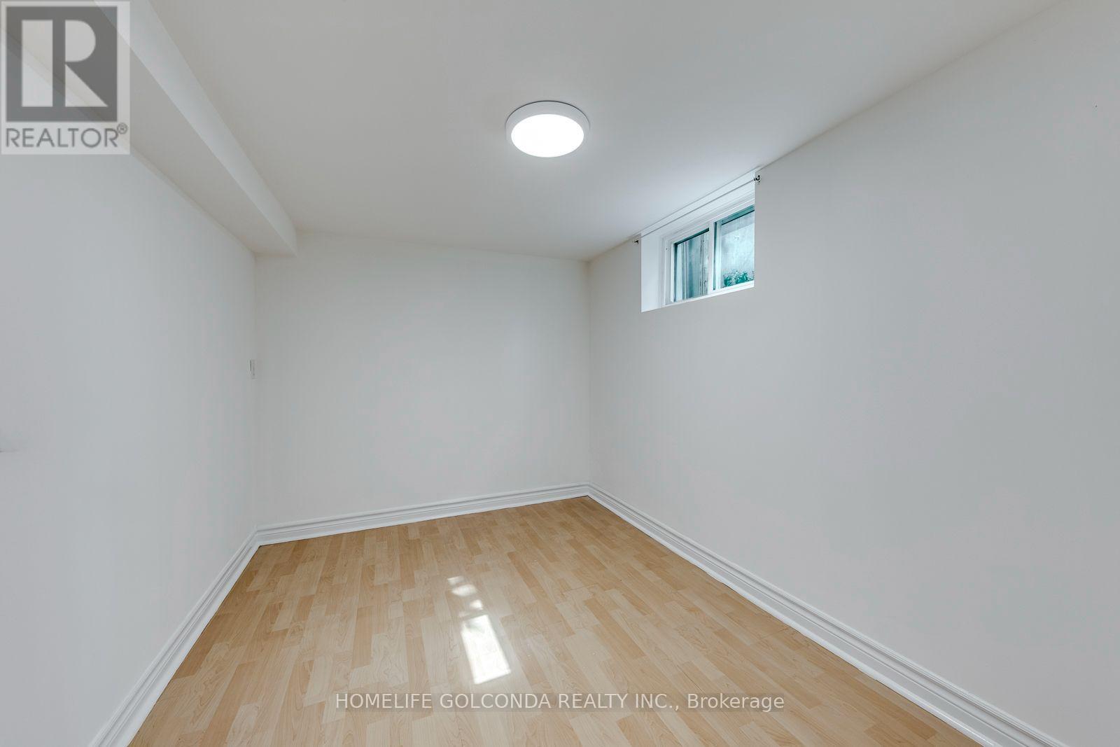 93 North Woodrow Boulevard, Toronto, Ontario  M1K 1W7 - Photo 31 - E13751392