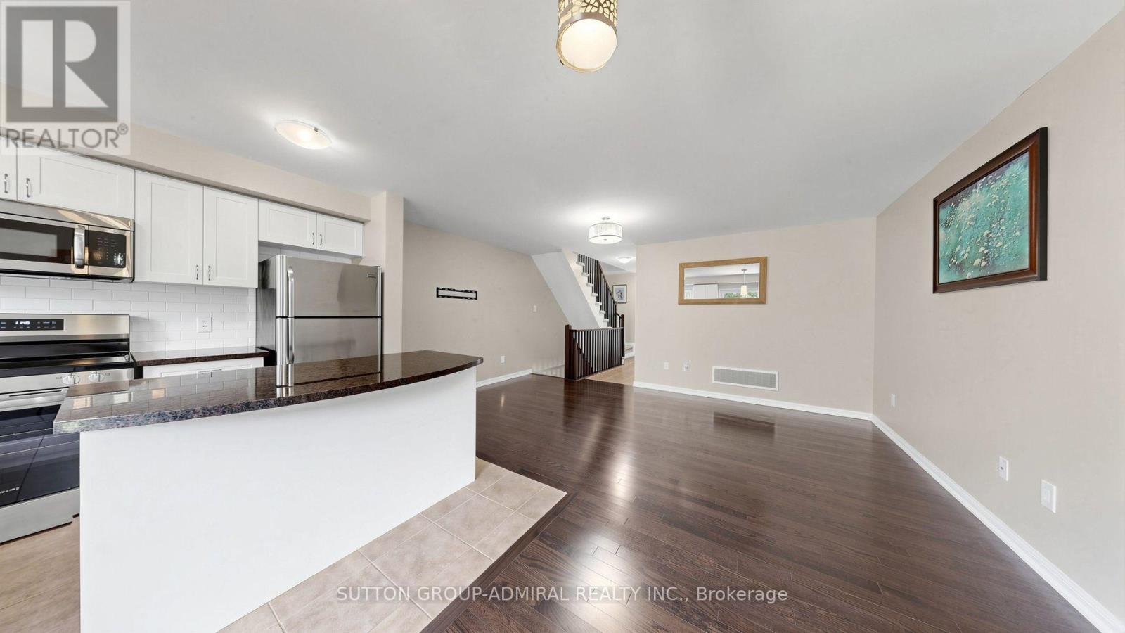 46 Edwin Pearson Street, Aurora, Ontario  L4G 0S1 - Photo 5 - N13751366