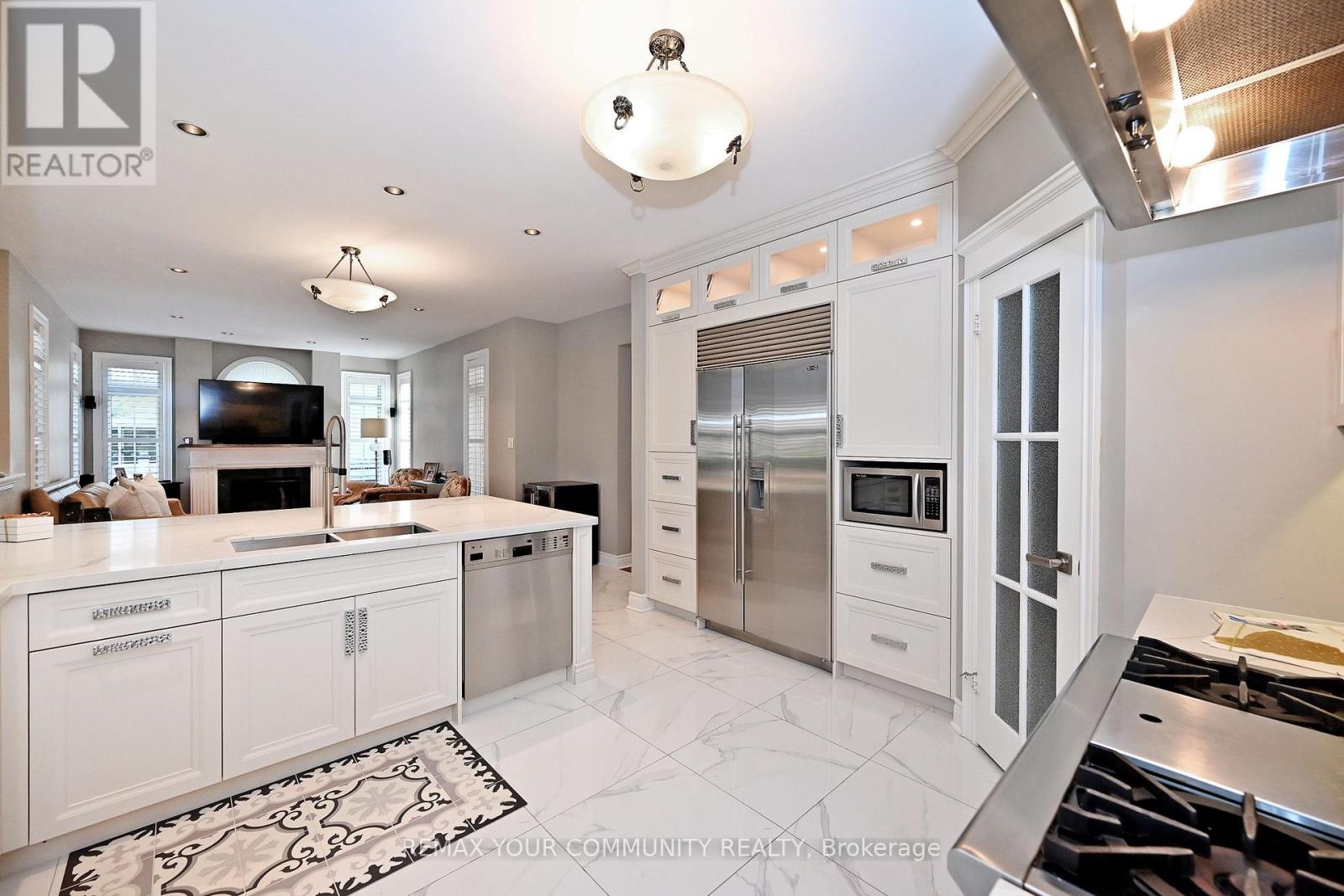 2 Winterberry Drive, Markham, Ontario  L3S 4G3 - Photo 27 - N13751396