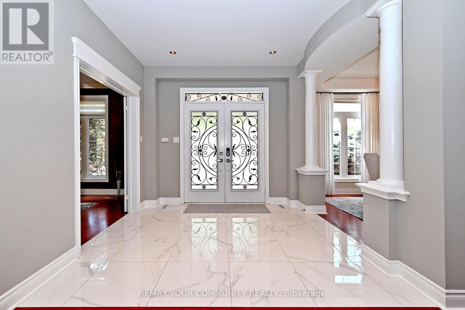 2 Winterberry Drive, Markham, Ontario  L3S 4G3 - Photo 5 - N13751396