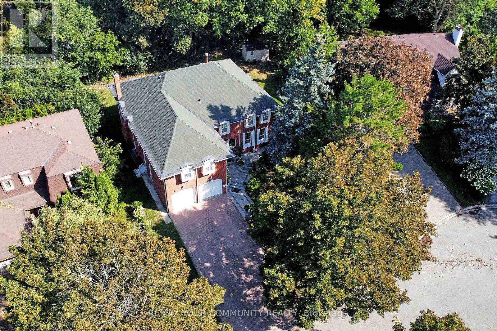 88 CAMBRIDGE CRESCENT, Richmond Hill, Ontario