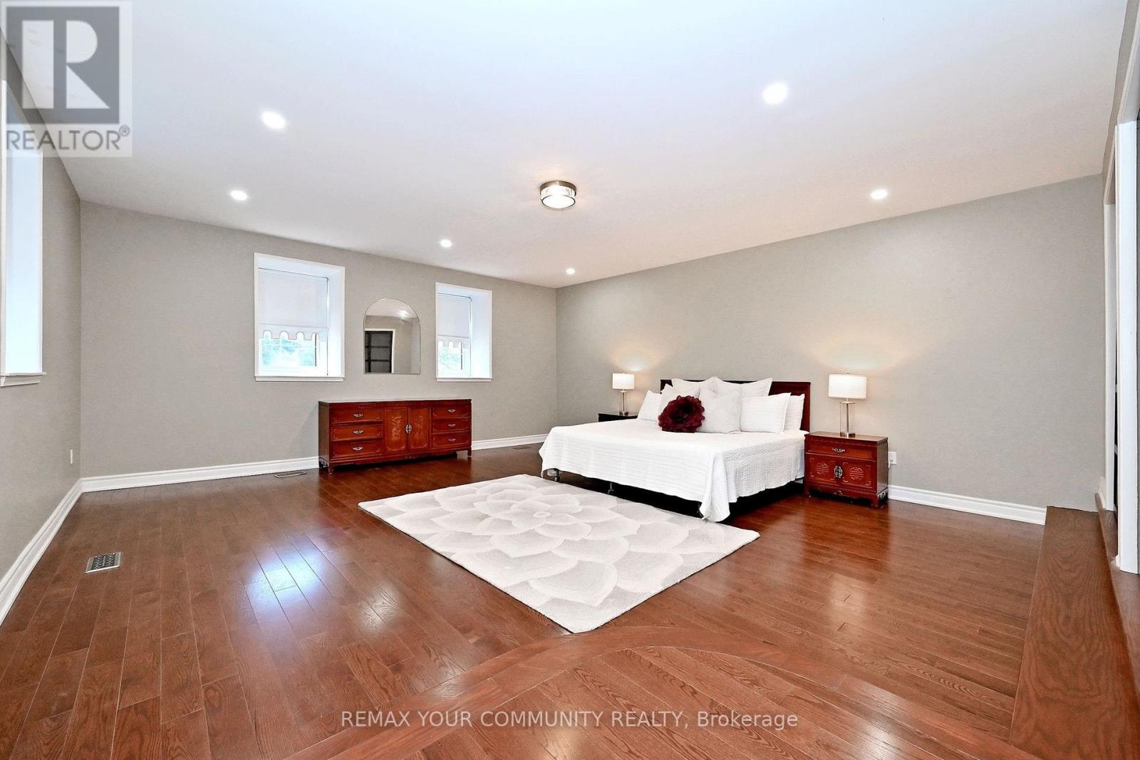 88 Cambridge Crescent, Richmond Hill, Ontario  L4C 6G2 - Photo 24 - N13751402