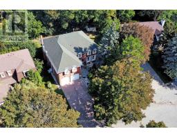 88 CAMBRIDGE CRESCENT, Richmond Hill, Ontario