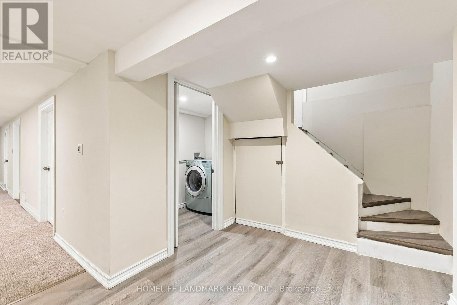 33 Ash Crescent, Toronto, Ontario  M8W 1E4 - Photo 20 - W13751378