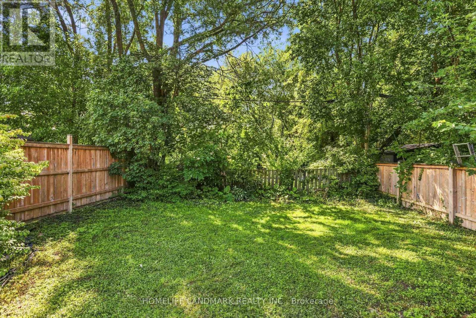33 Ash Crescent, Toronto, Ontario  M8W 1E4 - Photo 30 - W13751378