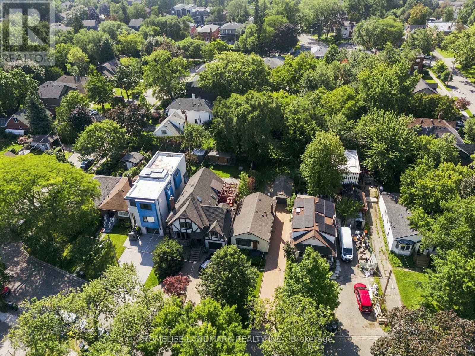 33 Ash Crescent, Toronto, Ontario  M8W 1E4 - Photo 32 - W13751378