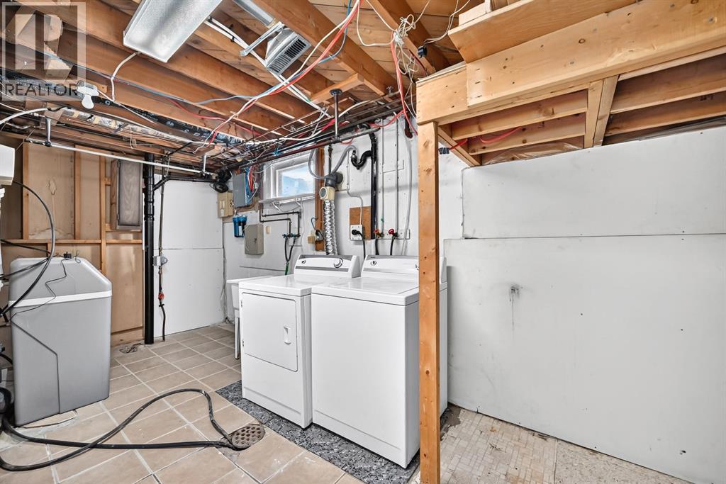 208 Penbrooke Way SE, Calgary, Alberta  T2A 3S8 - Photo 32 - A2341540