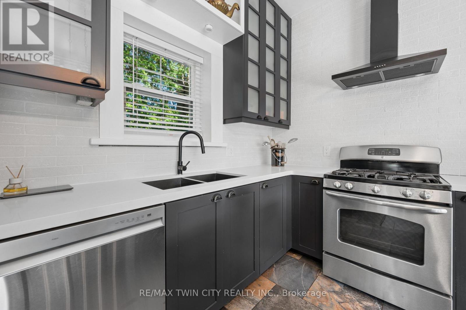 66 Park Hill Road E, Cambridge, Ontario  N1R 1P7 - Photo 11 - X13751386